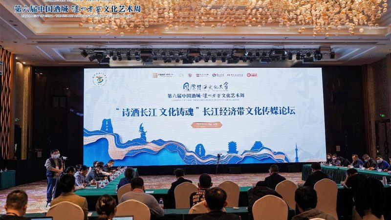 短视频代运营：加盟与直营的差异化考量